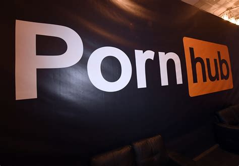 pinay virgen|Filipinos spend longest time watching porn in 2021, says Pornhub.